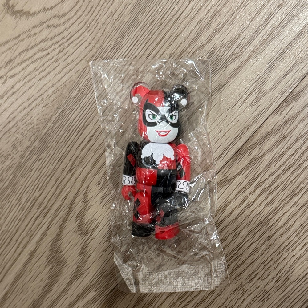 Harley Quinn Bearbrick Figure